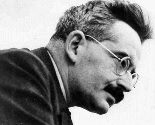 walter-benjamin.jpg