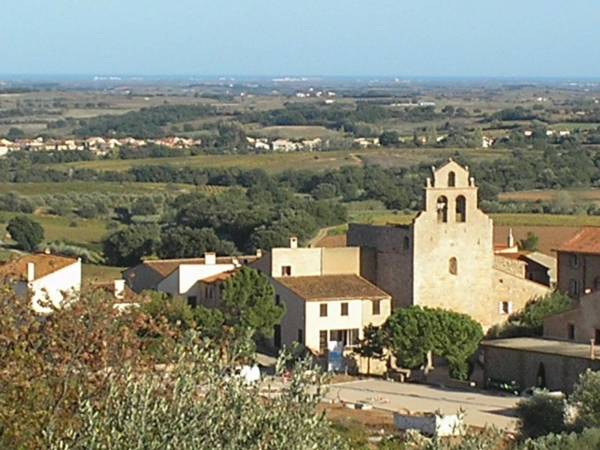 sainte Colombe de la Commanderie (Photo lagazettecatalane.com).JPG