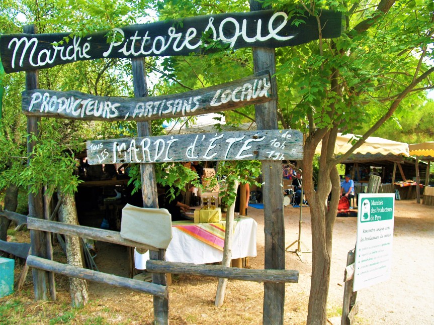 A Castelnou, les mardis d&rsquo;Eté c&rsquo;est marché pittoresque&nbsp;!